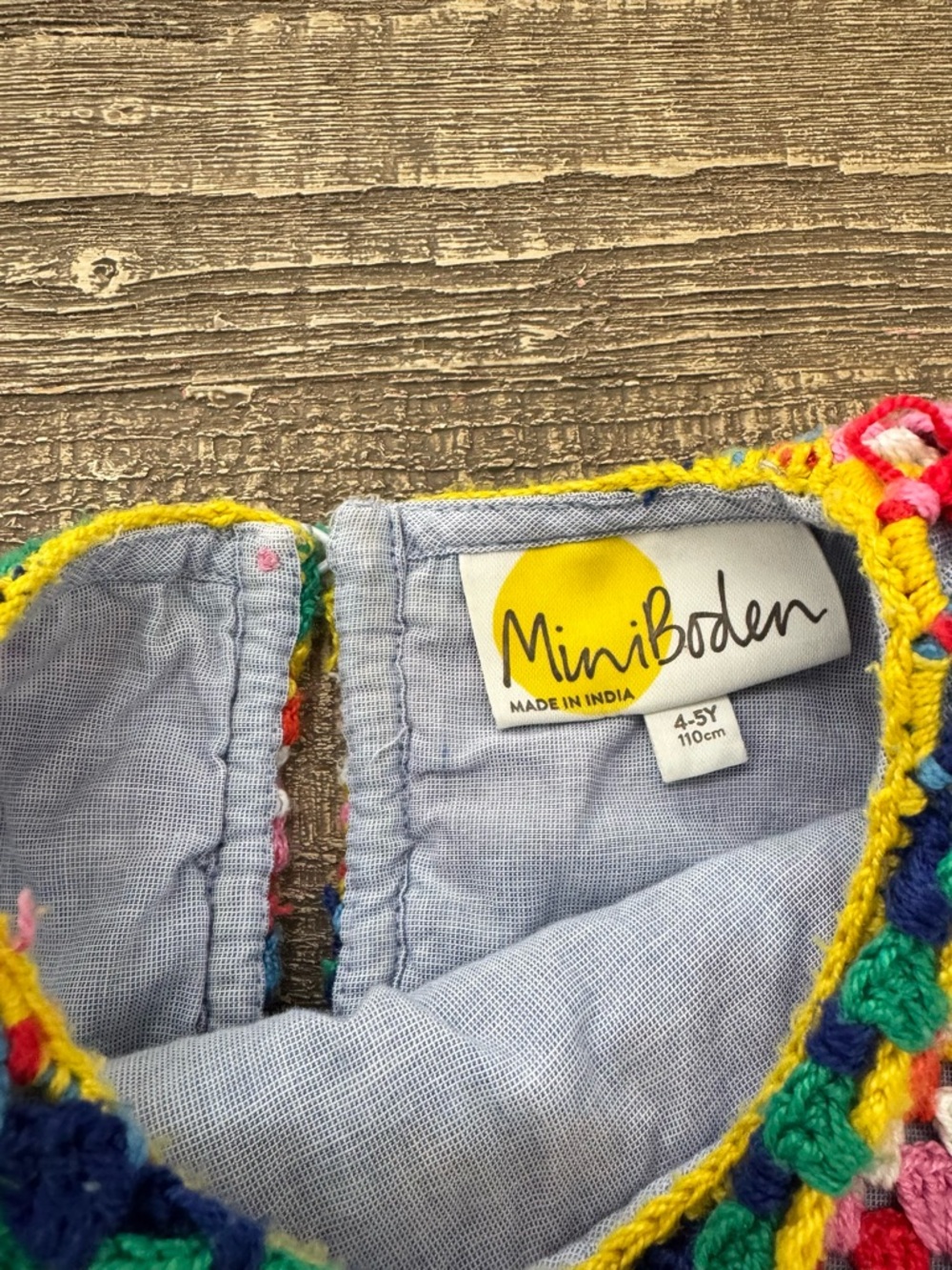 Mini Boden Multicolor Crochet Bodice Light Blue Chambray Skirt Dress size 4/5 - Picture 5 of 7